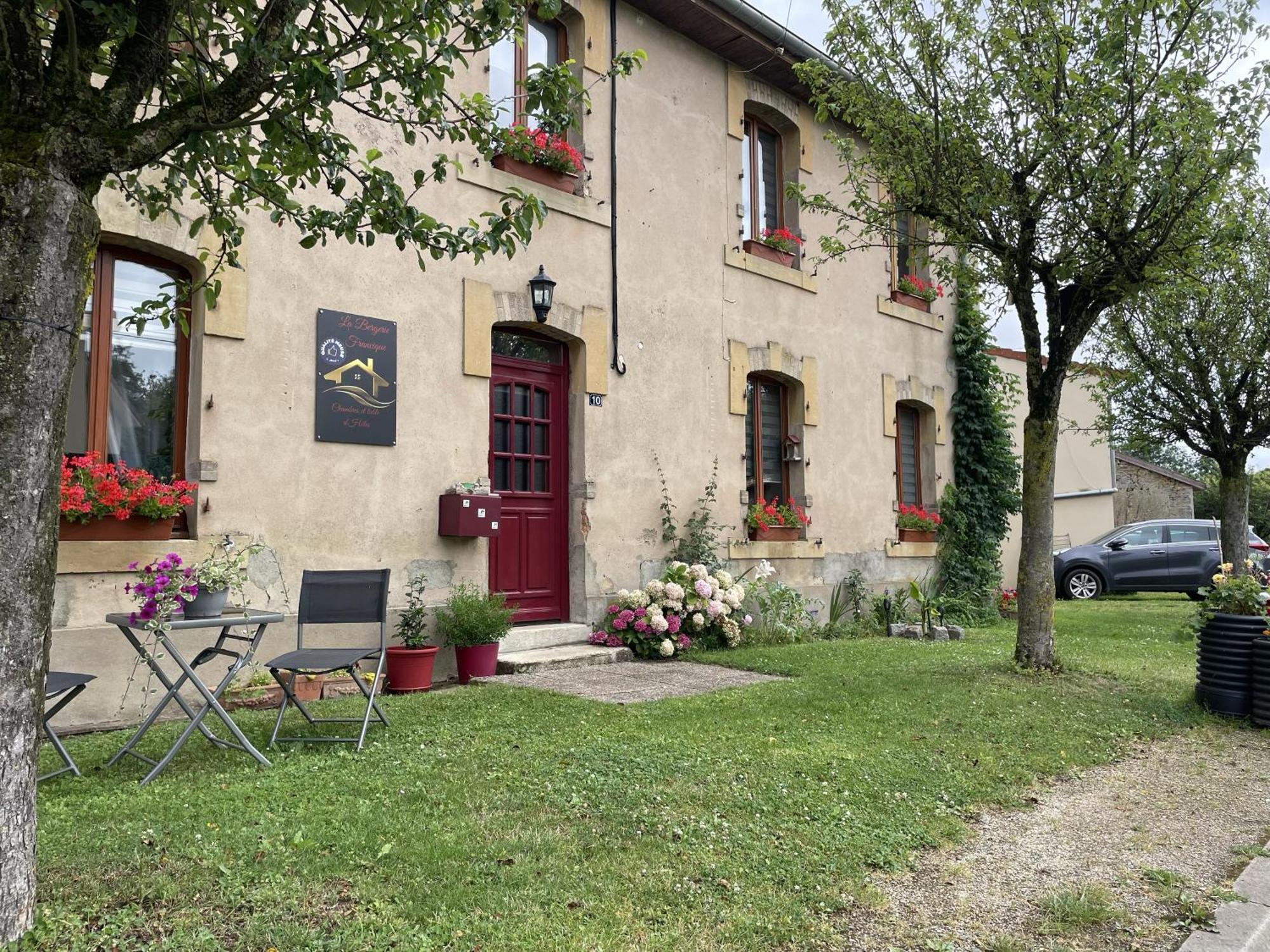 Bergerie Francique Lägenhet Lachaussee Exteriör bild